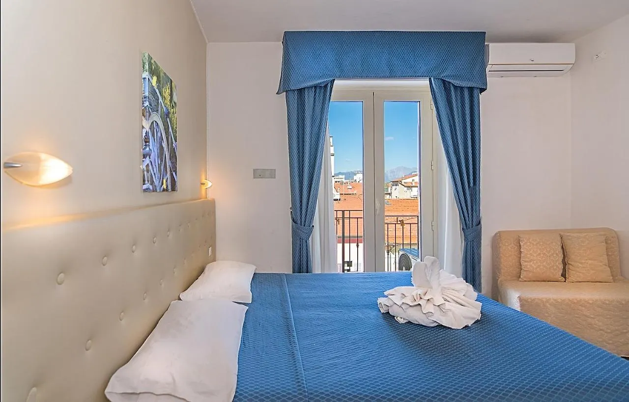 Hotel Caribe Viareggio