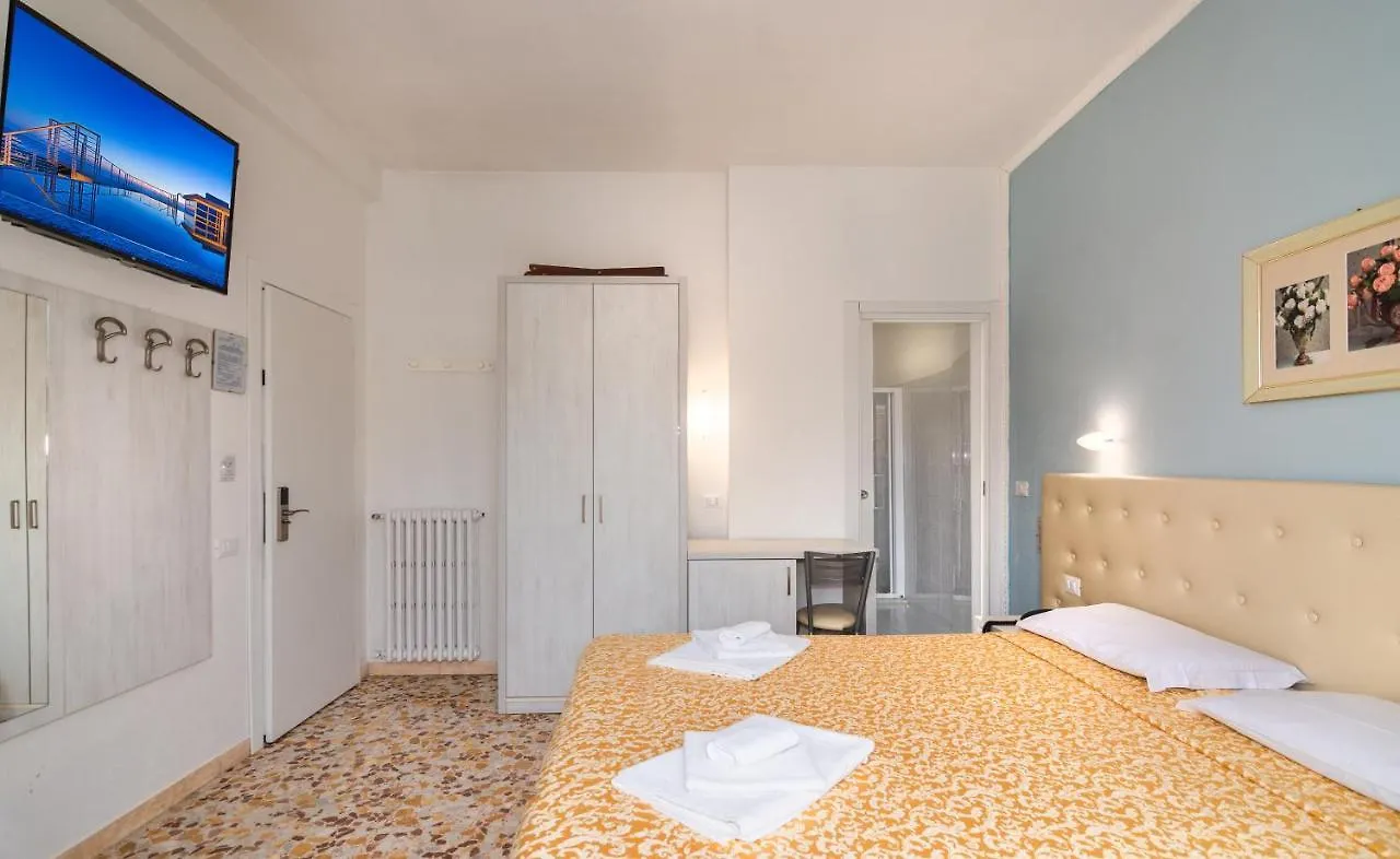 Hotel Caribe Viareggio