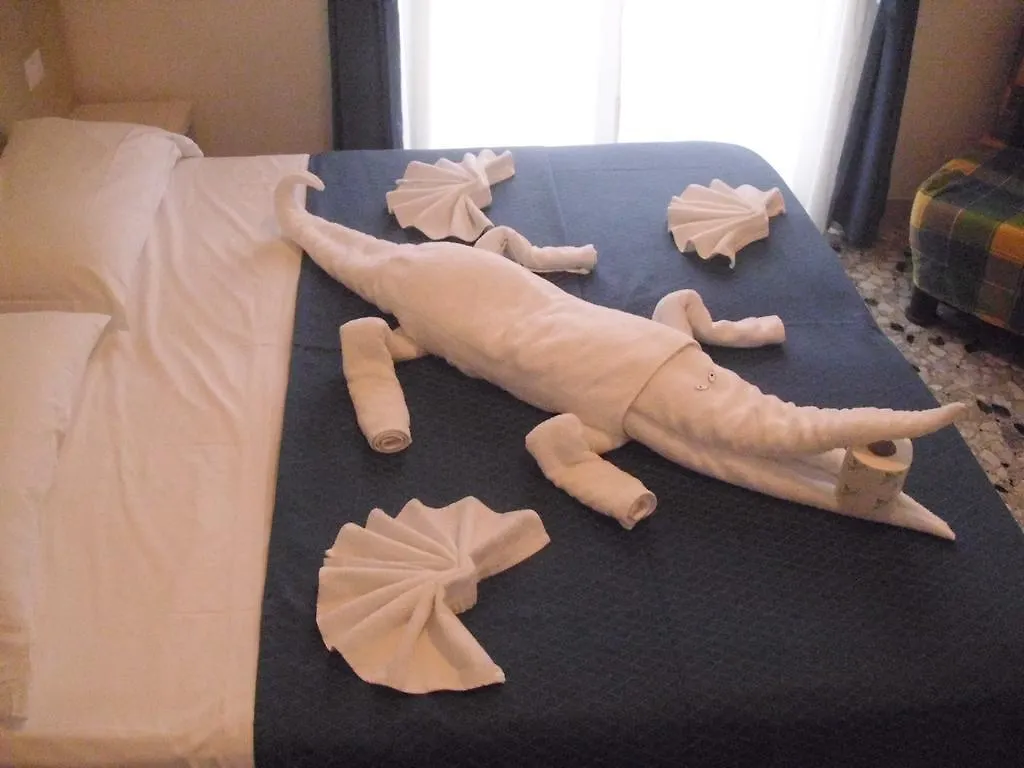 Hotel Caribe Viareggio 3*,  Italy