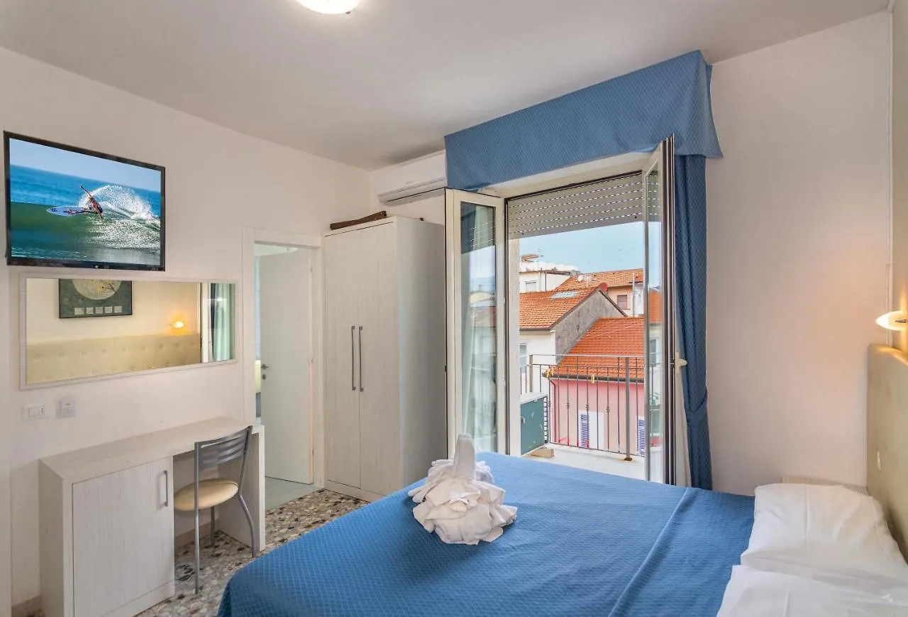 Hotel Caribe Viareggio
