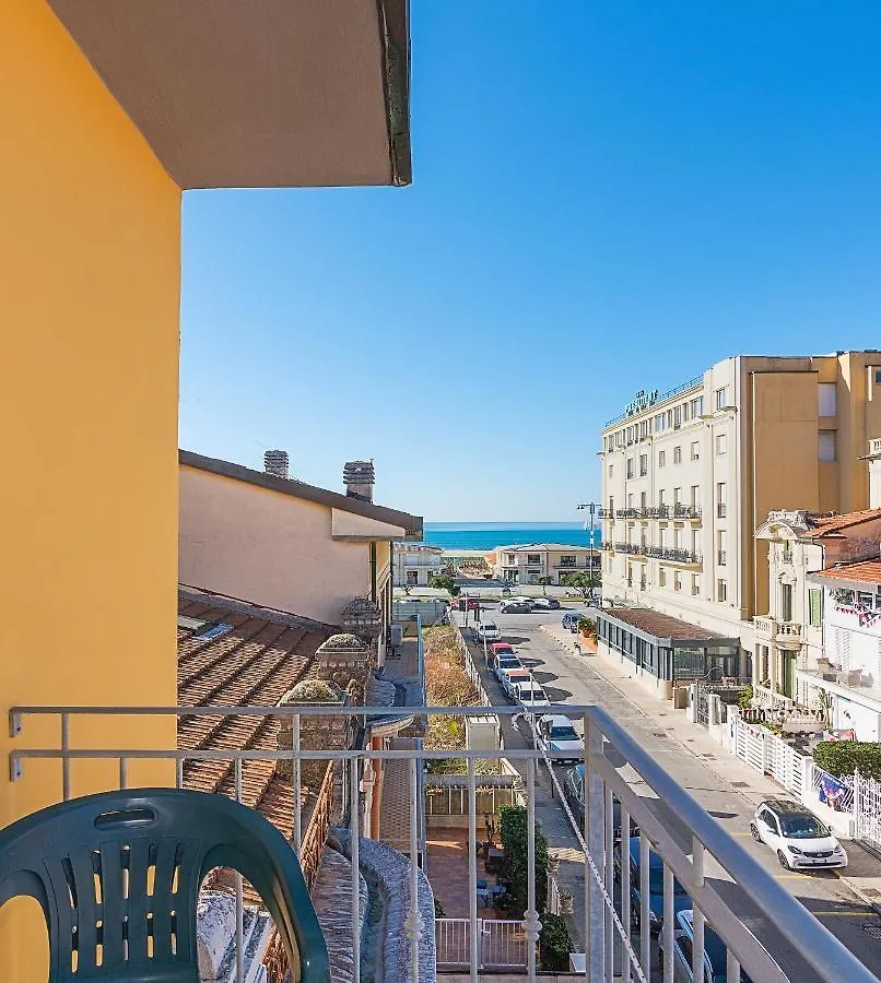 Hotel Caribe Viareggio